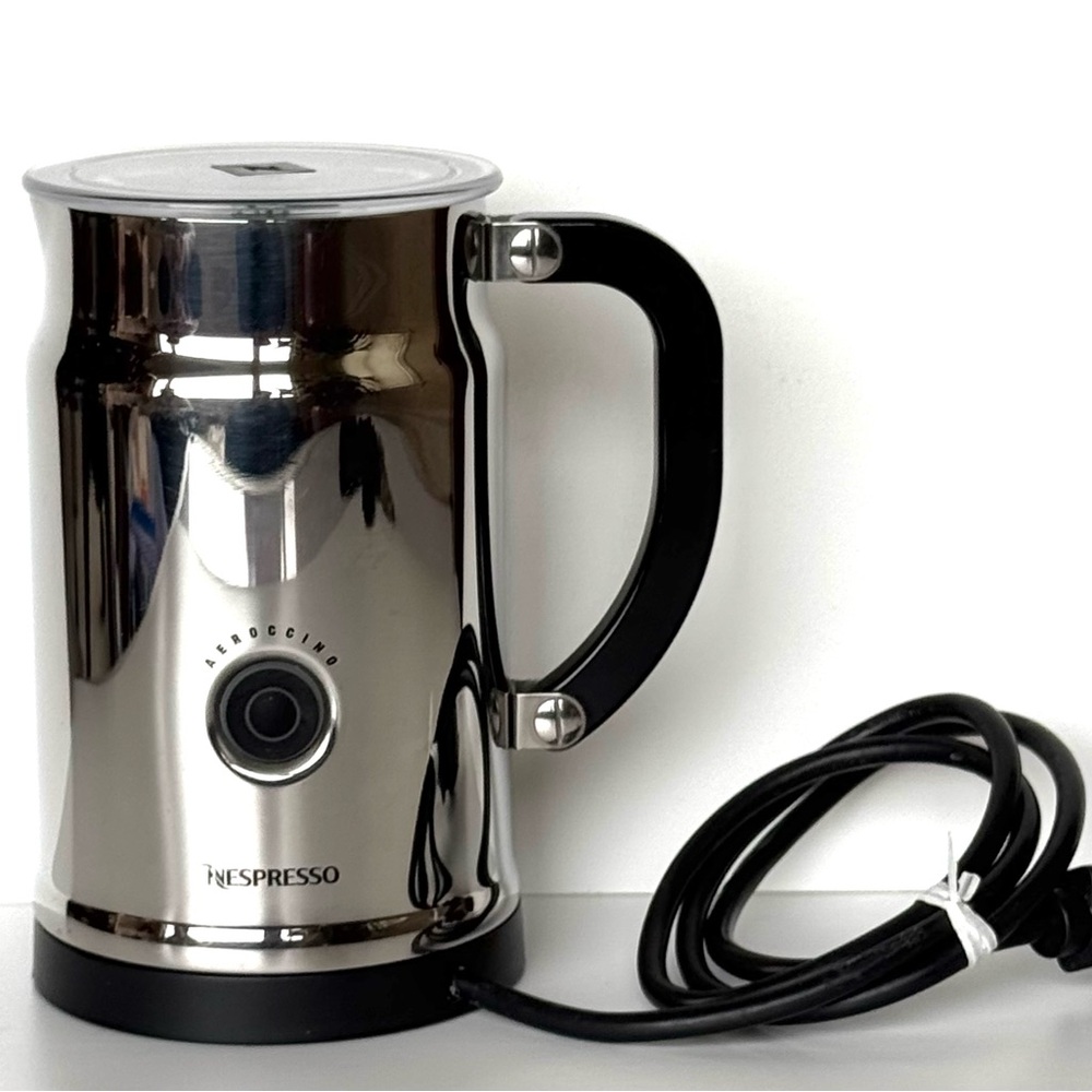 Nespresso Authentic Aeroccino Milk Frother Model 3192 Complete Works Great